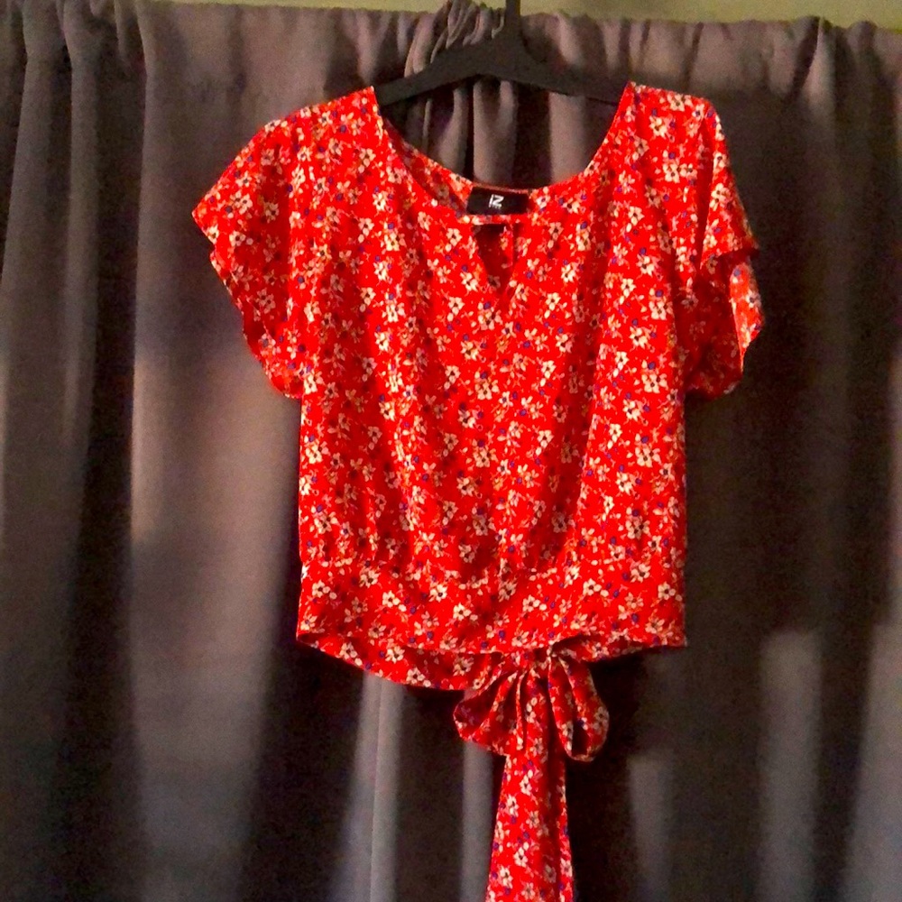 Beautiful S fall top!